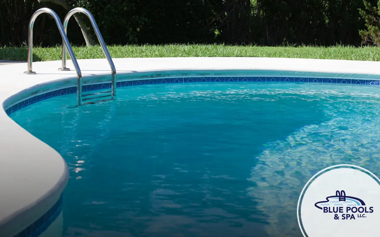 Durable gunite swimming pool.